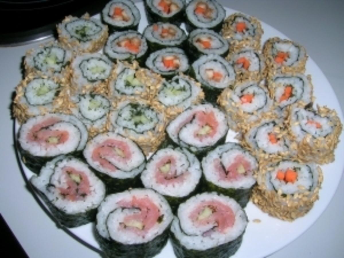 Variation von Maki-Sushi (Maki-Zushi) - Rezept By DieLene