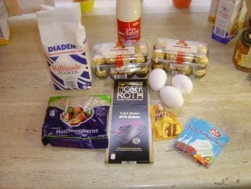 Rezept: Ferrero-Roche-Torte Bild Nr. 2 Ferrero-Roche-Torte - Rezept - Bild Nr. 2