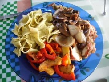 Truetnbrust im Speckmantel - Rezept - Bild Nr. 3