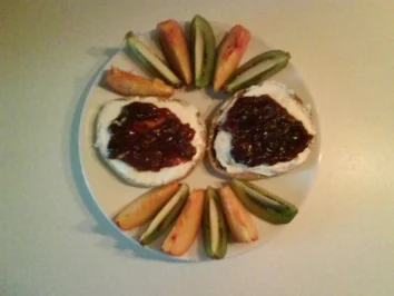 Frühstück: Toasties mit Mascarpone und Erdbeerkonfitüre - Rezept