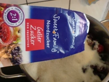 Erdbeer-Süßkirsch-Marmalade - Rezept - Bild Nr. 6