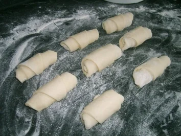 Salz- Käse Kipferl - Rezept - Bild Nr. 6