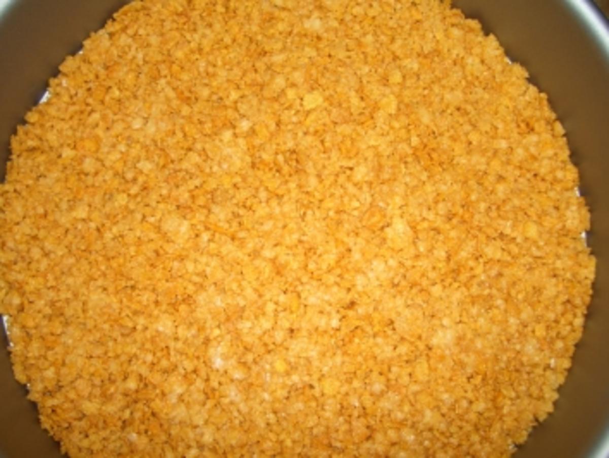 Erdbeertorte mit Cornflakesboden - Rezept - Bild Nr. 2