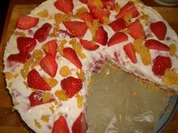 Erdbeertorte mit Cornflakesboden - Rezept