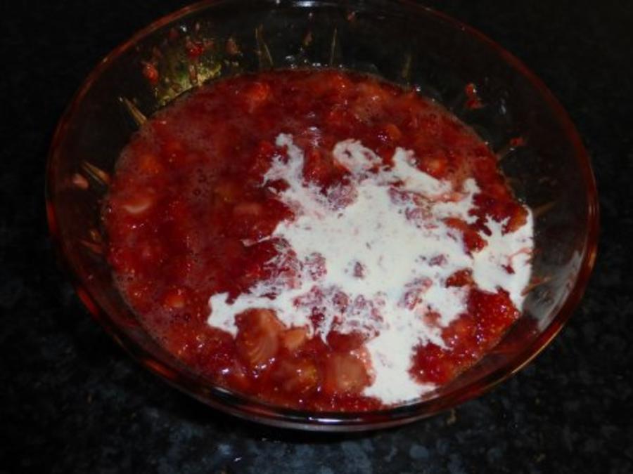 Erdbeerkäse Rezept, Erdbeerkäse ( Nachspeise Mit Frischen Erdbeeren )