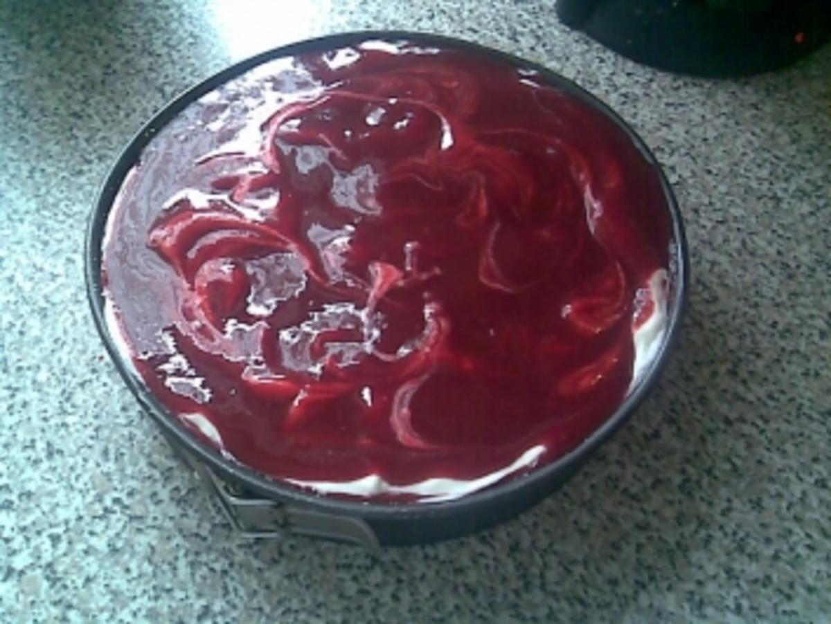 Marmorierte Himbeer - Jogurt Torte - Rezept - Bild Nr. 6