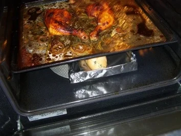 Hähnchenschenkel im Kräuterbett an Biersauce - Rezept - Bild Nr. 7