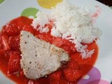 Thunfischsteaks mit Gewürz-Erdbeeren - Rezept