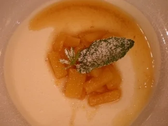 Vla von der Tonkabohne mit Ananas - Rezept