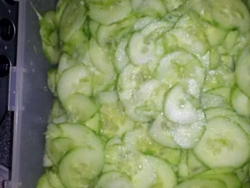 Gurkensalat leicht Süß Säuerlich - Rezept - Bild Nr. 2