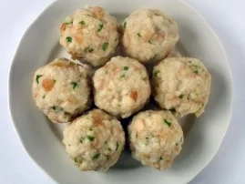 Rezept: Semmelknödl Semmelknödl - Rezept