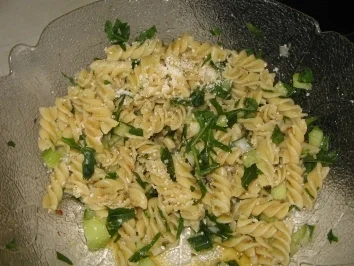 Rezept: Warmer Pastasalat Warmer Pastasalat - Rezept