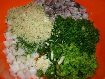 Rezept: CALAMARI FARCITI IN SALSA POMODORO E CALAMARETTI Bild Nr. 6 CALAMARI FARCITI IN SALSA POMODORO E CALAMARETTI - Rezept - Bild Nr. 6