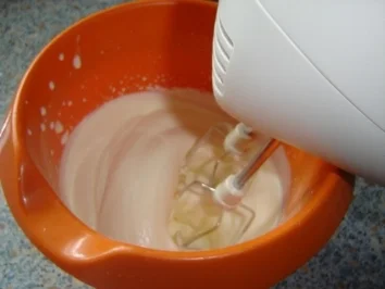 ERDBEER-MOUSSELINE - Rezept - Bild Nr. 3