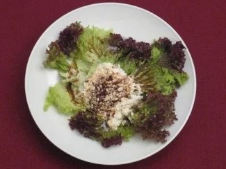 Ziegenkäse auf knackigen Salaten - Rezept