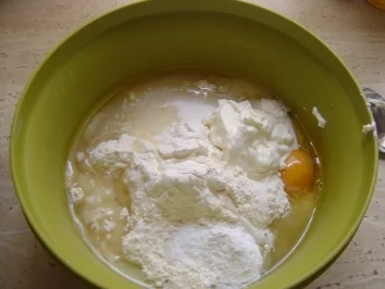 Rezept: Quark-Öl-Teig für Obst kuchen Bild Nr. 3 Quark-Öl-Teig für Obst kuchen - Rezept - Bild Nr. 3