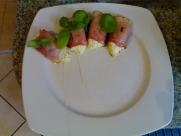 Rezept: Antipasti - Mozzarella im Speck Antipasti - Mozzarella im Speck - Rezept