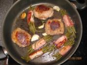 Lammschulter in Portweinsoße mit Speckbohnen - Rezept