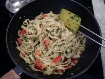 Nudeln mit Kräutern vom Balkon - Rezept - Bild Nr. 5