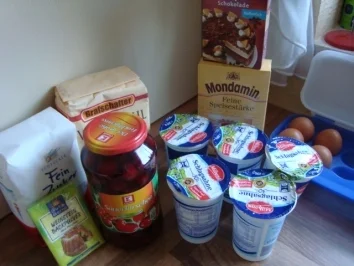 Rezept: *Kuchen - Schwarzwälder-Kirsch-Torte nach Dane's Art Bild Nr. 3 *Kuchen - Schwarzwälder-Kirsch-Torte nach Dane's Art - Rezept - Bild Nr. 3