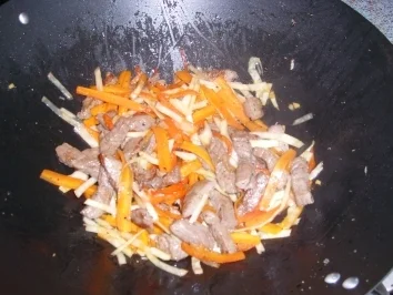 Einfaches Wok-Gericht - Rezept - Bild Nr. 2