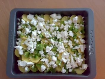 Rezept: ** aus dem Ofen ** Kartoffel - Hackfleischauflauf mit Schafskäse Bild Nr. 2 ** aus dem Ofen ** Kartoffel - Hackfleischauflauf mit Schafskäse - Rezept - Bild Nr. 2