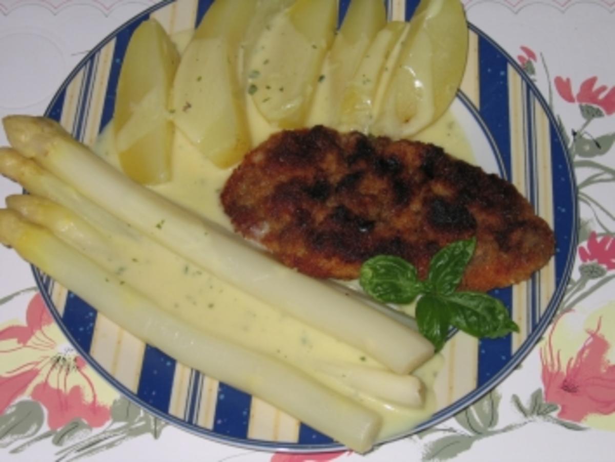 Bilder für Hauptgericht: Panierte Schnitzel, mit Spargel und Salzkartoffel - Rezept