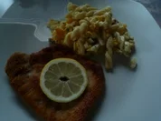 Rezept: Kalbschnitzeln mit Nudelsalat Kalbschnitzeln mit Nudelsalat - Rezept
