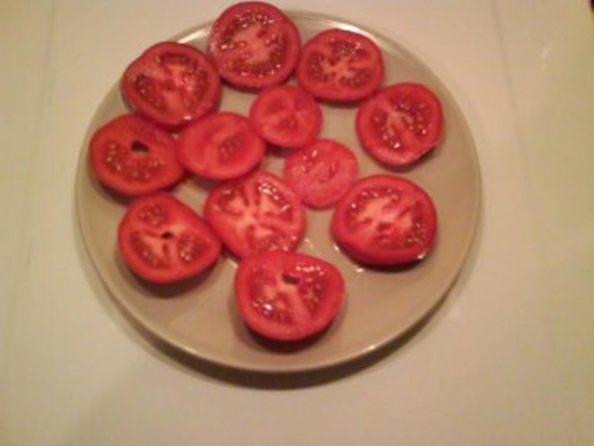 Salat: Mozzarella mit Tomaten - Rezept - Bild Nr. 2