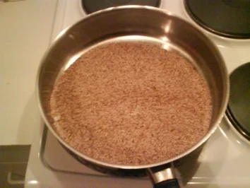 Rezept: Gewürze: Gomasio(makrobiotische, japanische Streuwürze) Bild Nr. 2 Gewürze: Gomasio(makrobiotische, japanische Streuwürze) - Rezept - Bild Nr. 2