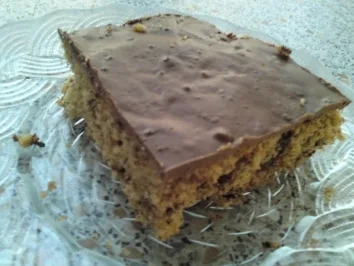 Rezept: Haselnusskuchen mit Schokostückchen Bild Nr. 2 Haselnusskuchen mit Schokostückchen - Rezept - Bild Nr. 2