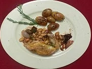 Rezept: Perlhuhn mit Rosmarin-Honig-Kartoffeln Perlhuhn mit Rosmarin-Honig-Kartoffeln - Rezept