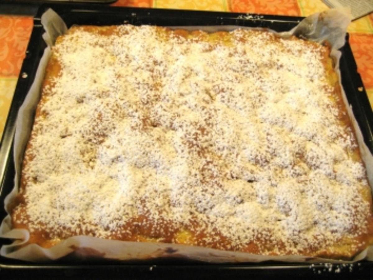 Apfelkuchen vom Blech - Rezept mit Bild - kochbar.de