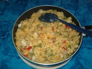 Bunte Paprika-Hähnchen-Pfanne mit Reis - Rezept