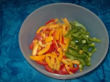 Bunte Paprika-Hähnchen-Pfanne mit Reis - Rezept