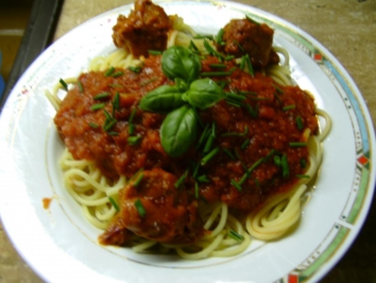 Bilder für Spaghetti mit Thunfischröllchen - Rezept