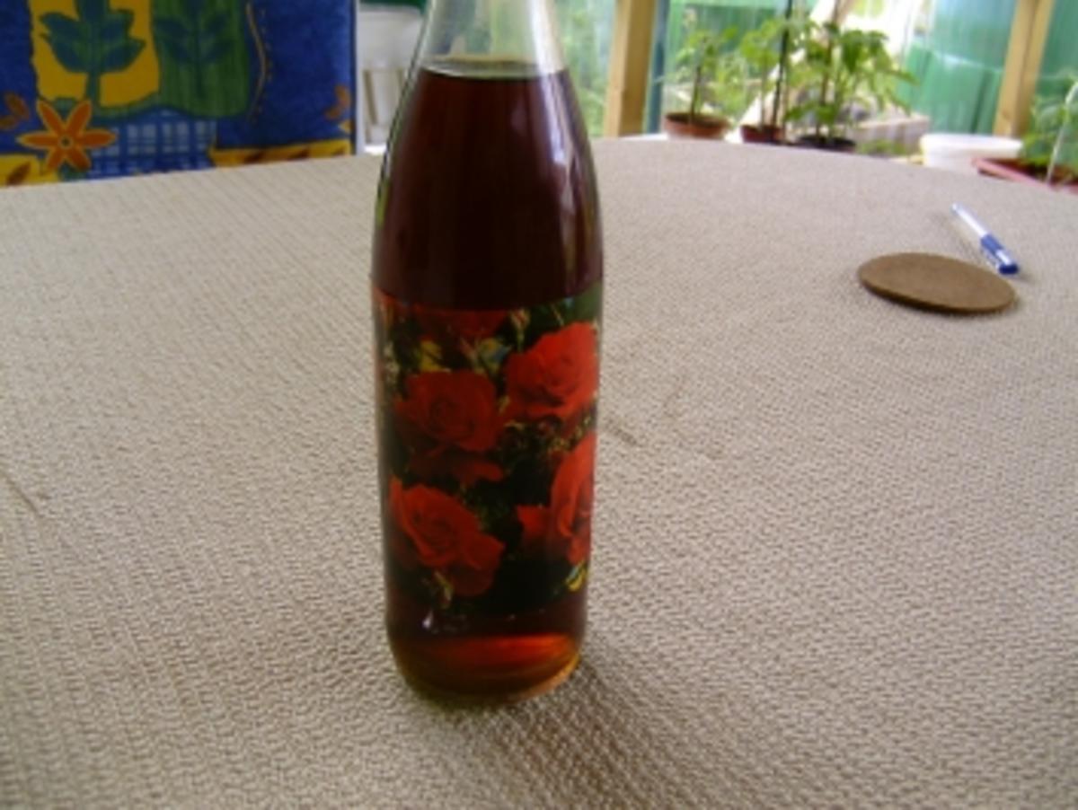 Rosenblütenlikör - Rezept