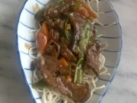 Chinesische Bratnudeln mit Rindfleisch - Rezept