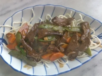 Chinesische Bratnudeln mit Rindfleisch - Rezept - Bild Nr. 2