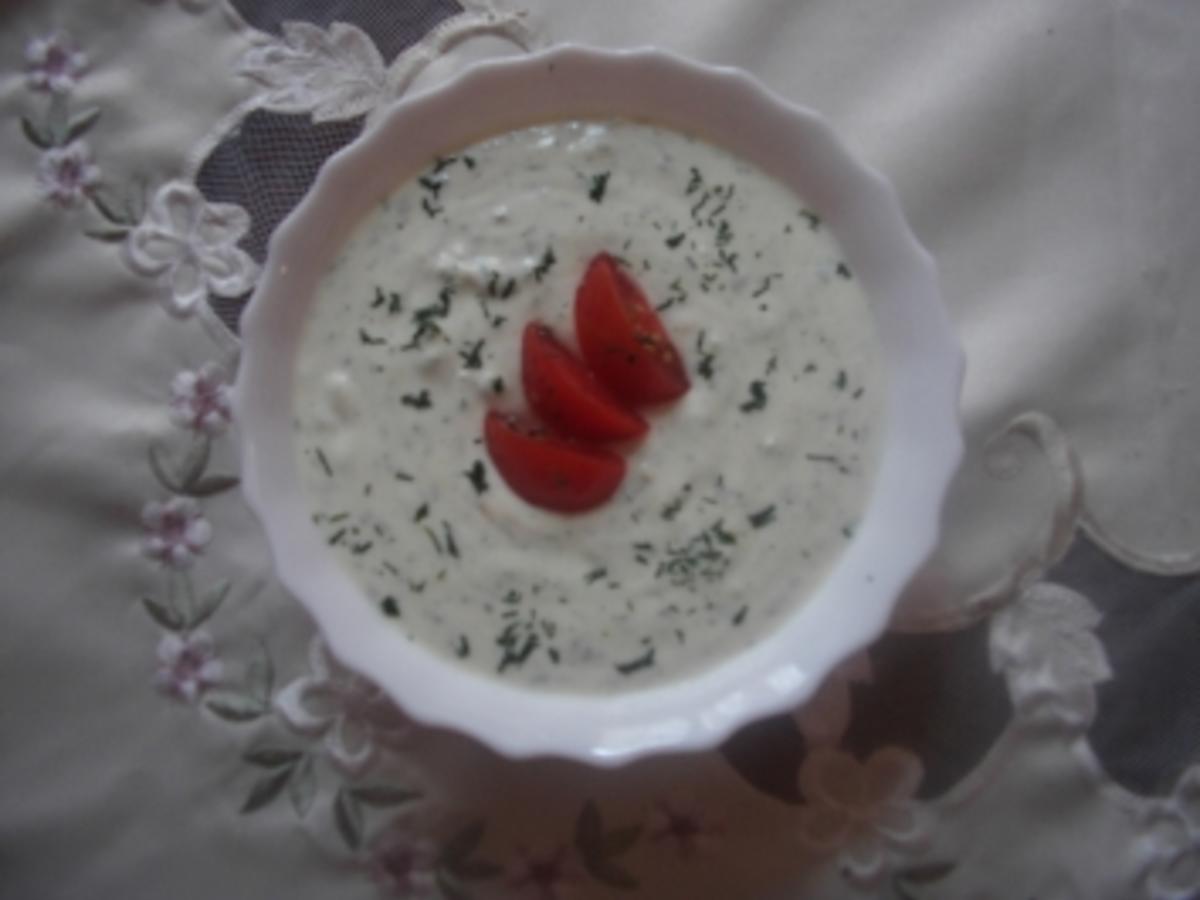 Eier mit feiner Kräutersauce - schnell &amp; einfach - 302 kcal/100g
