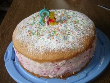 Topfen-Sahne-Himbeertorte - Rezept