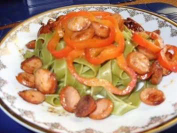 Rezept: Grüne Nudeln mit Pfiff Grüne Nudeln mit Pfiff - Rezept