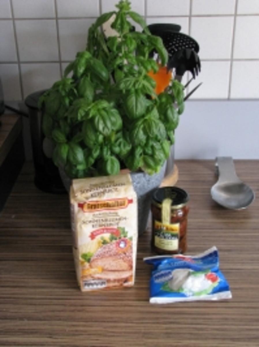 "BROT" Tomaten-Mozzarella-Sonnenblumen-Baguette - Rezept - Bild Nr. 2