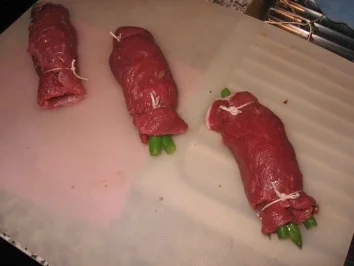 Rinder- Involtinis gefüllt mit Speckbohnen - Rezept - Bild Nr. 4