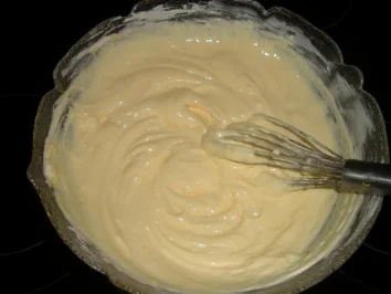 HEUTE IST FÜR ALLE GENUG DA.Topfen-Nektarinen-Taschen - Rezept - Bild Nr. 2