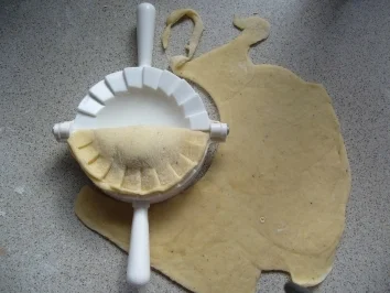 Gebäck süß: Stachelbeerpudding versteckt sich in Hefeteigtaschen - Rezept - Bild Nr. 7