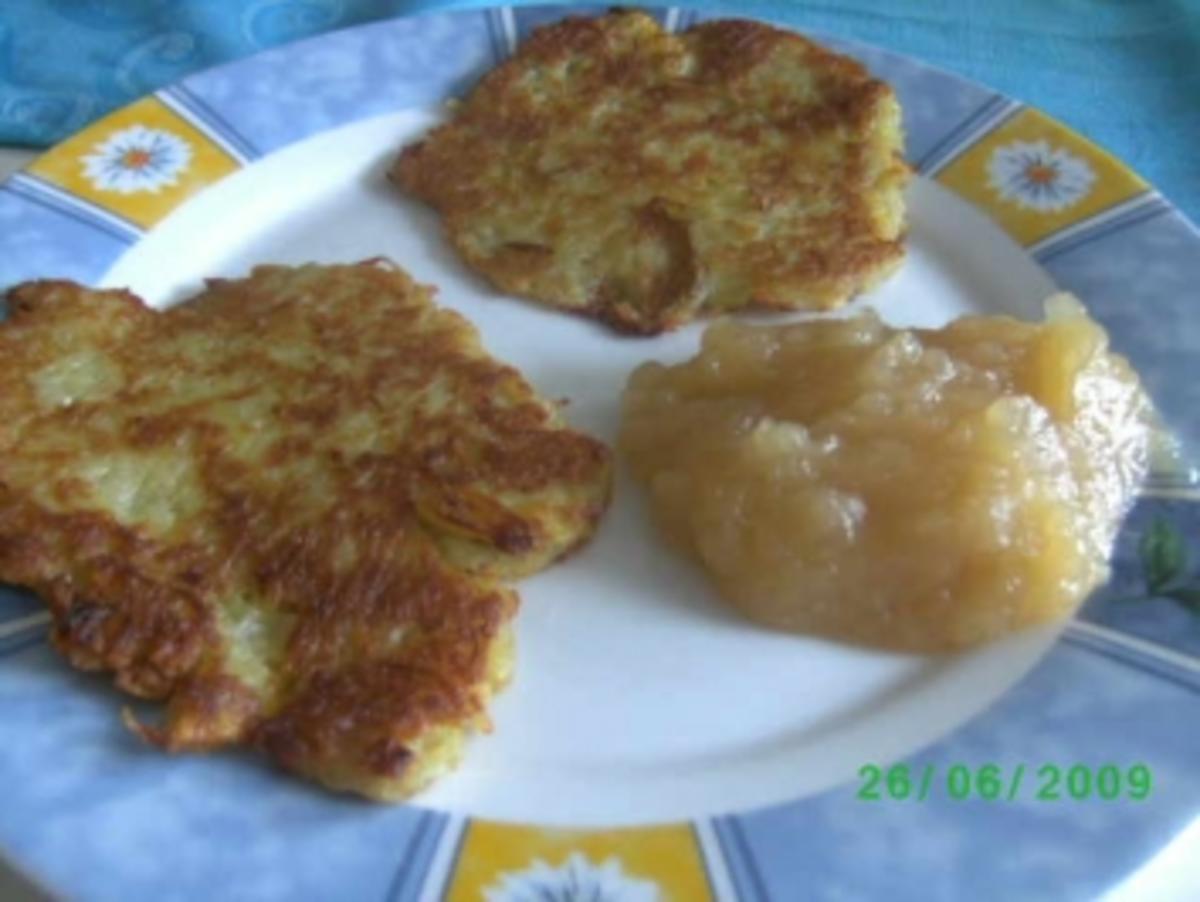 Bilder für Kartoffelpuffer mit Kartoffeln geschält frisch und Salz - Rezept