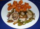 Süßkartoffeln mit Filet auf Paprika-Zwiebelbett - Rezept