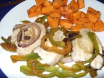 Rezept: Süßkartoffeln mit Filet auf Paprika-Zwiebelbett Bild Nr. 6 Süßkartoffeln mit Filet auf Paprika-Zwiebelbett - Rezept - Bild Nr. 6