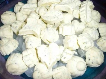 Knofi-Kräuter-Party-Butter - Rezept - Bild Nr. 9